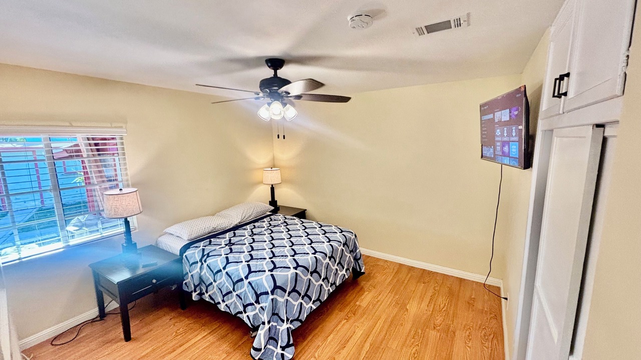 Photo of Bedroom in Los Angeles