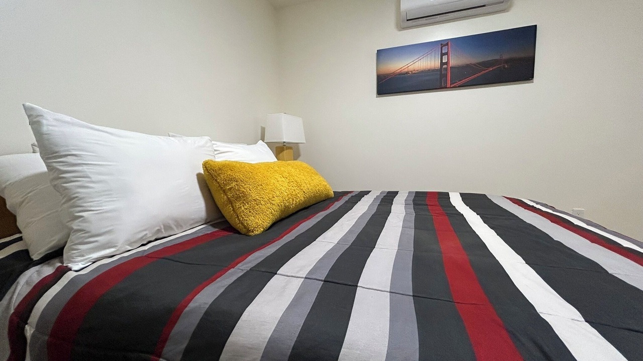 Photo of Bedroom in Martinez