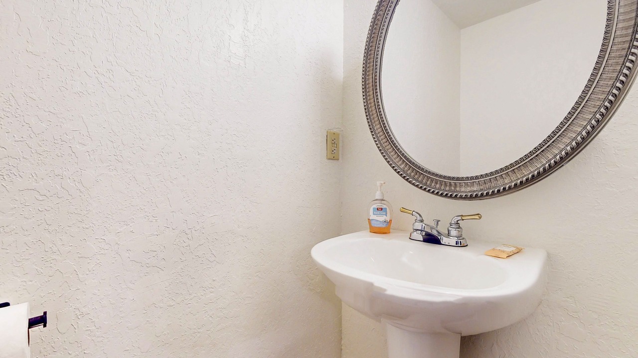 Photo of Bathroom in Shingletown