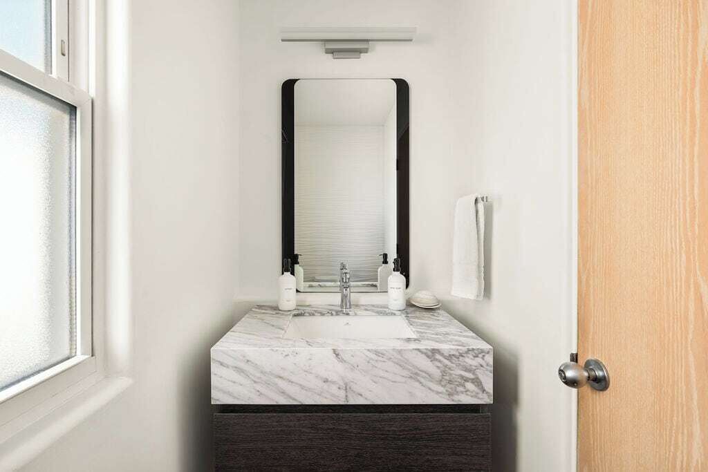 Photo of Bathroom in Gas Lamp Section