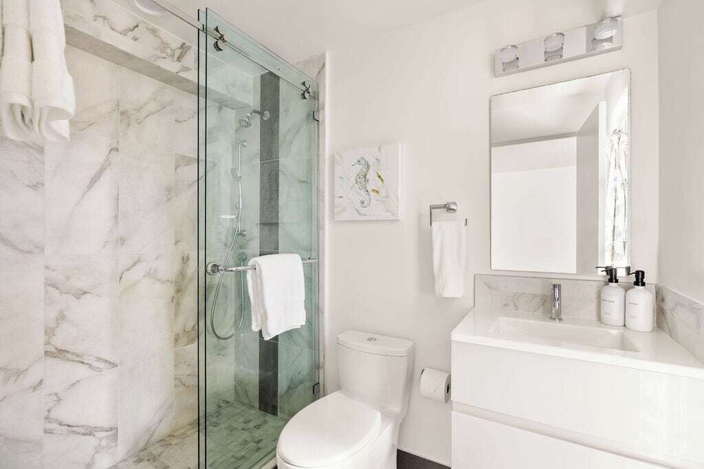 Photo of Bathroom in Gas Lamp Section