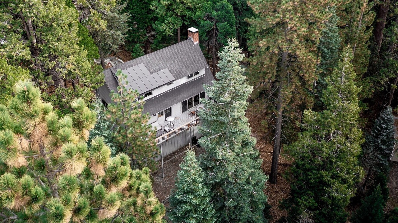 Photo of Outdoor in Lake Arrowhead