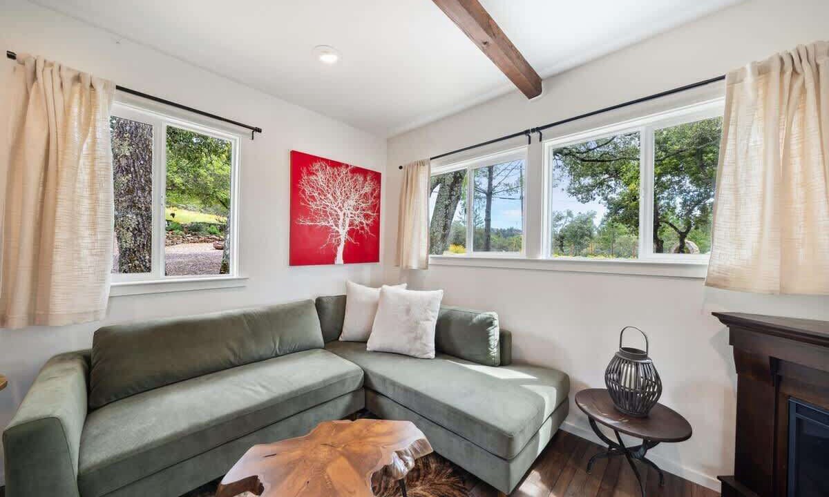 Photo of Livingroom in Glen Ellen