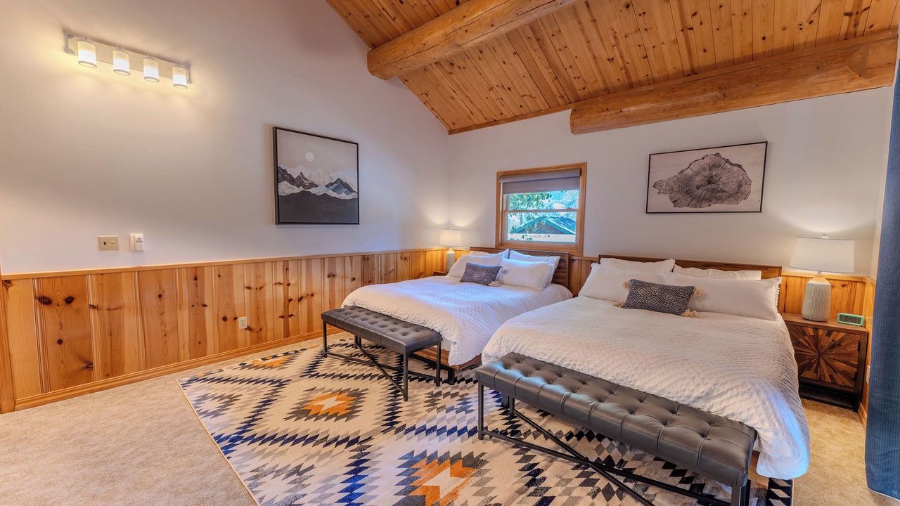 Photo of Bedroom in Springville