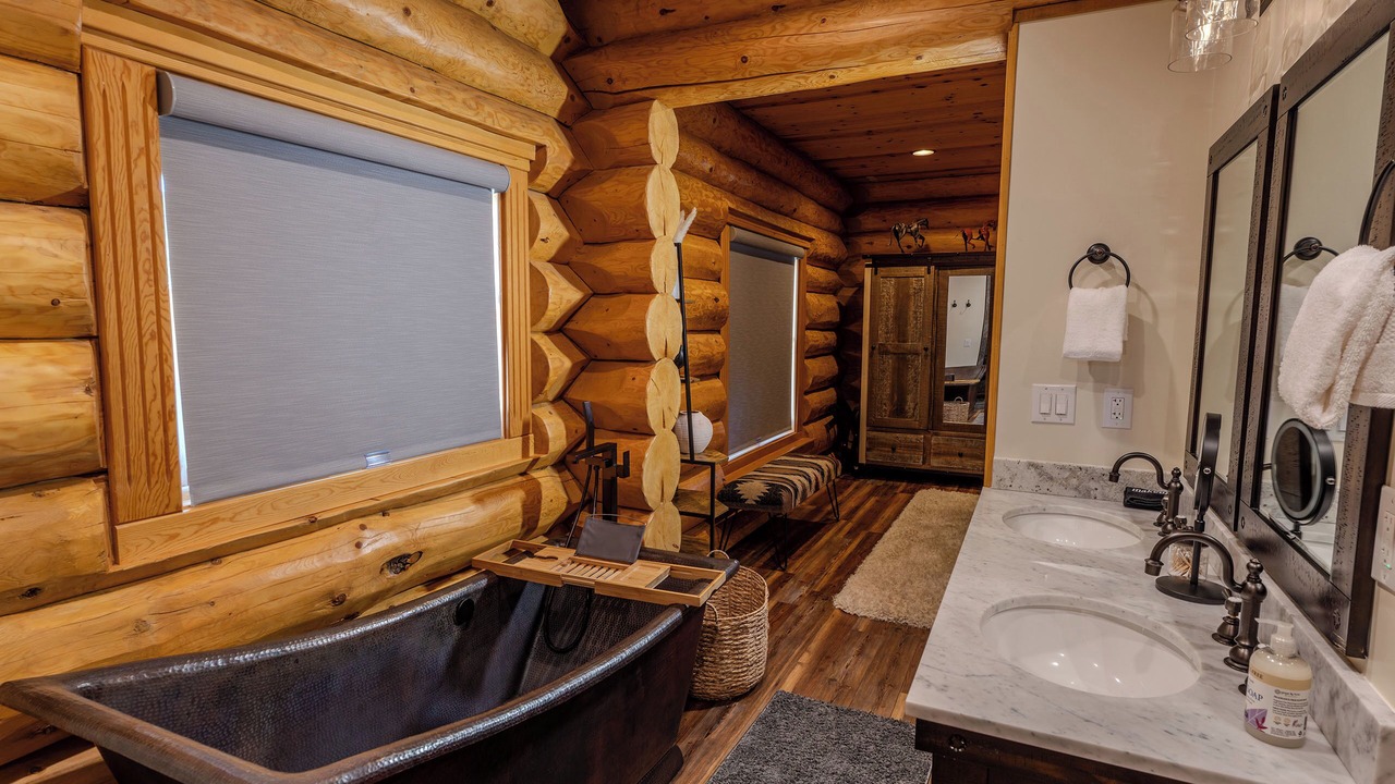 Photo of Bathroom in Springville