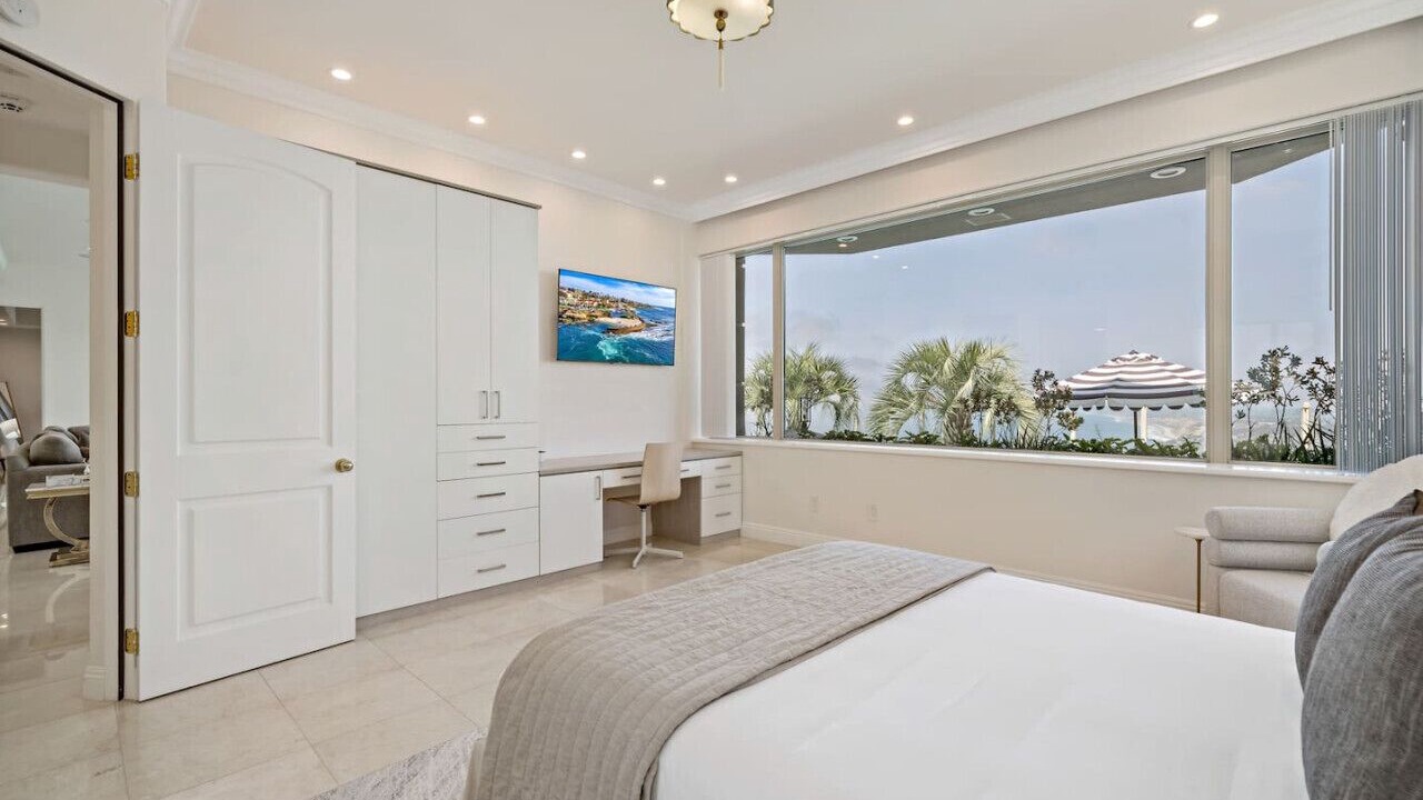 Photo of Bedroom in Country Club