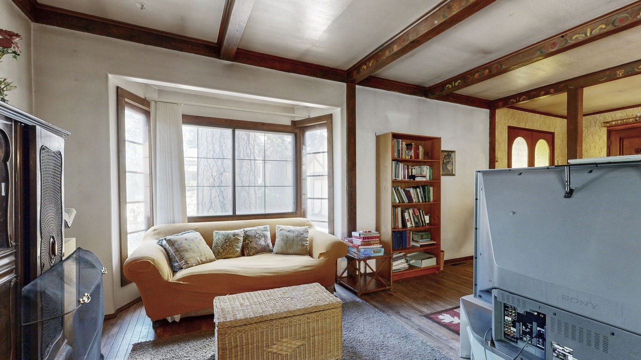Photo of Livingroom in Woodlands