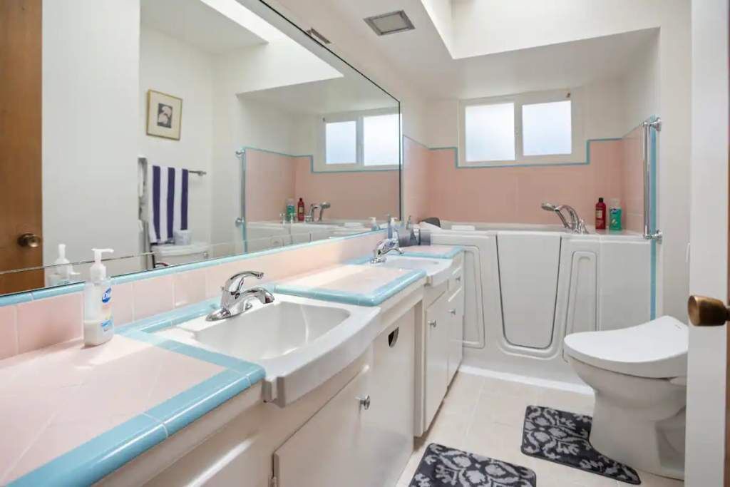 Photo of Bathroom in Merced