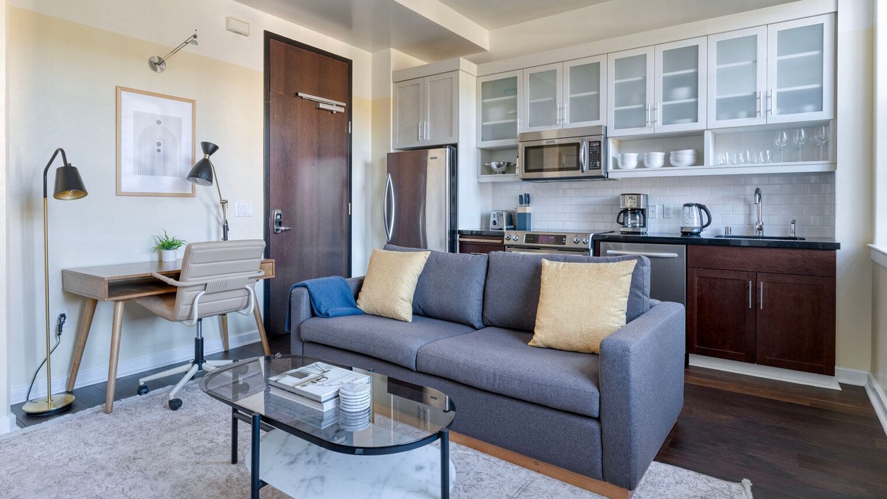 Photo of Livingroom in Presidio