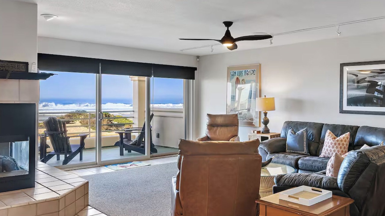 Photo of Livingroom in Oceano