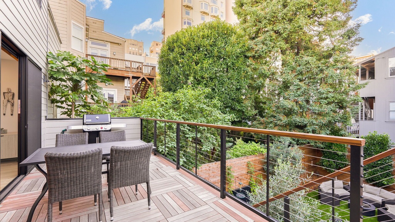Photo of Outdoor in Pacific Heights