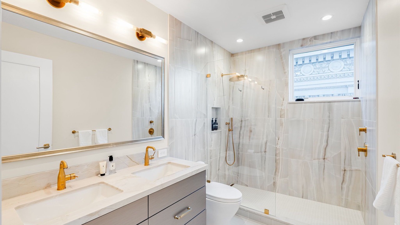 Photo of Bathroom in Pacific Heights