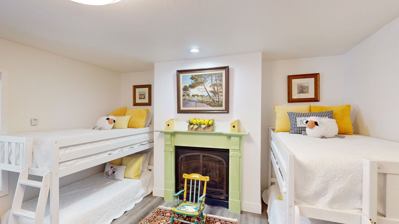 Photo of Bedroom in Riebli-Wallace Neighborhood Group