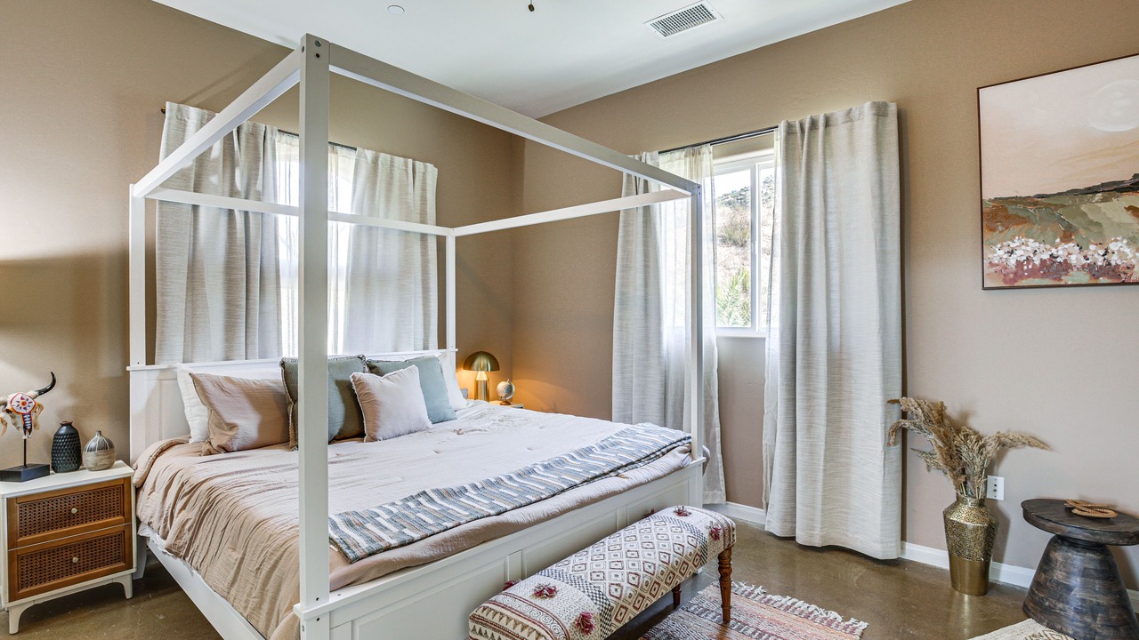 Photo of Bedroom in Alpine