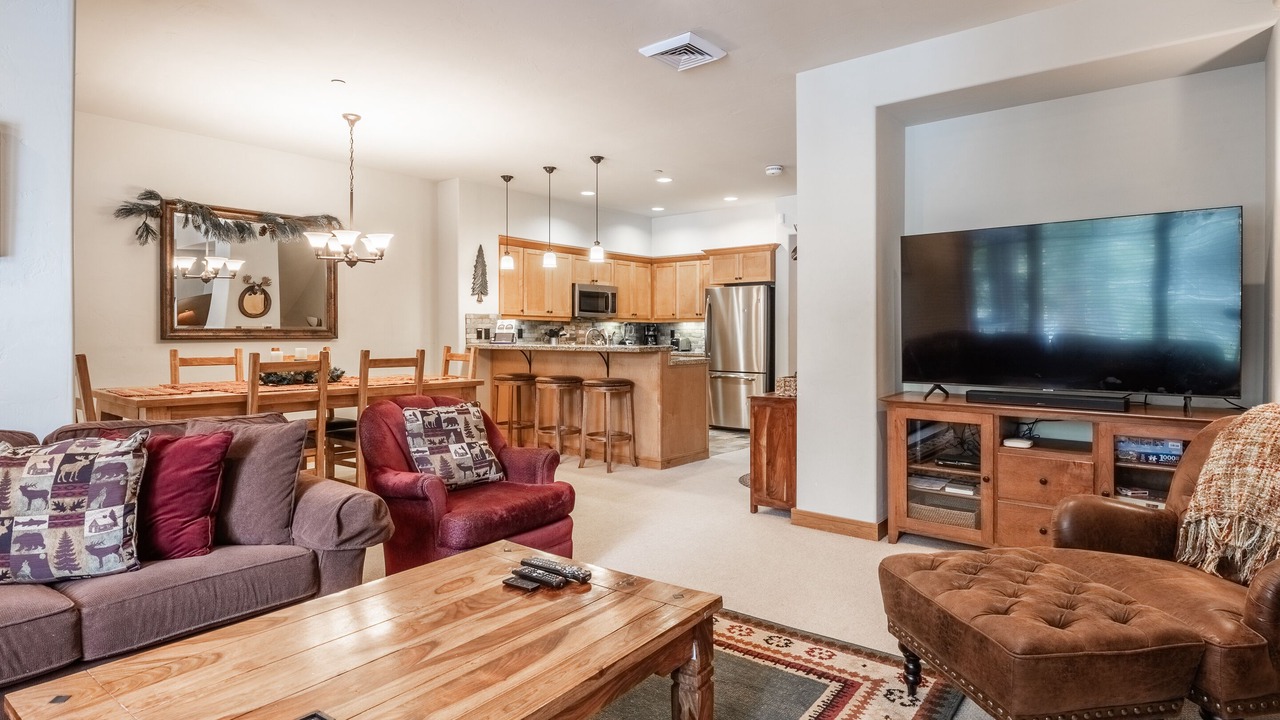 Photo of Livingroom in Woodwinds