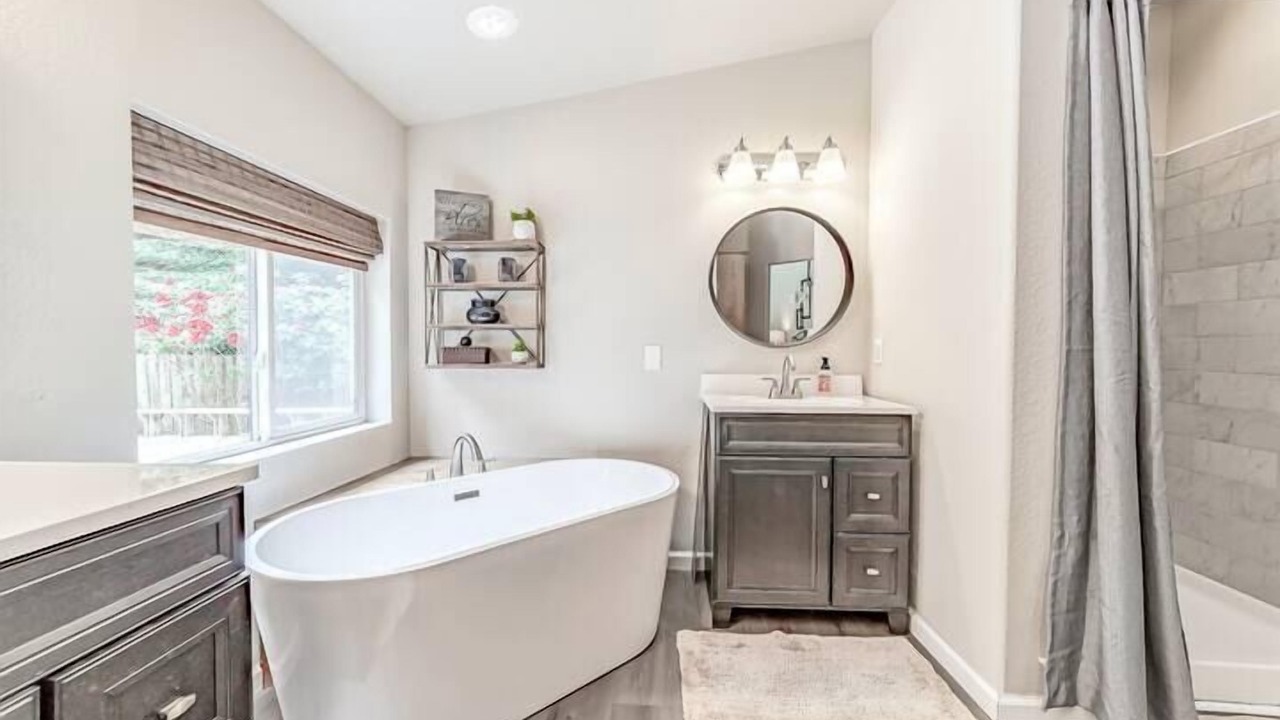 Photo of Bathroom in McKinleyville