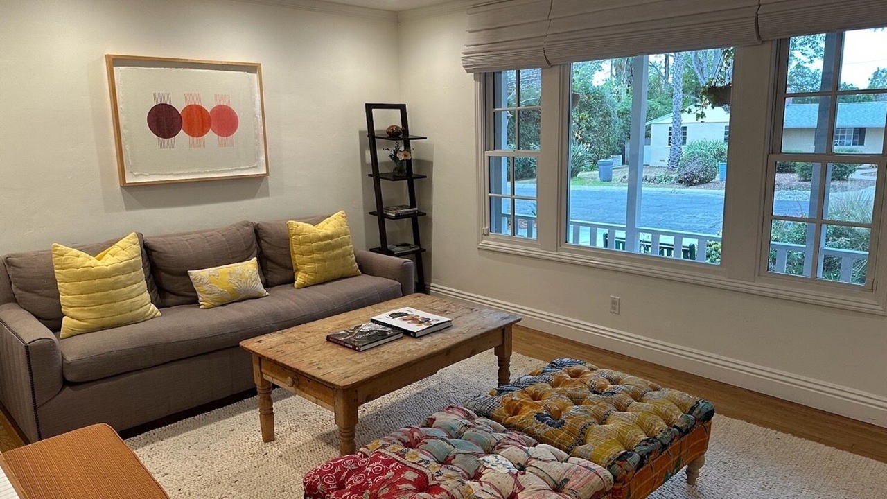 Photo of Livingroom in North State