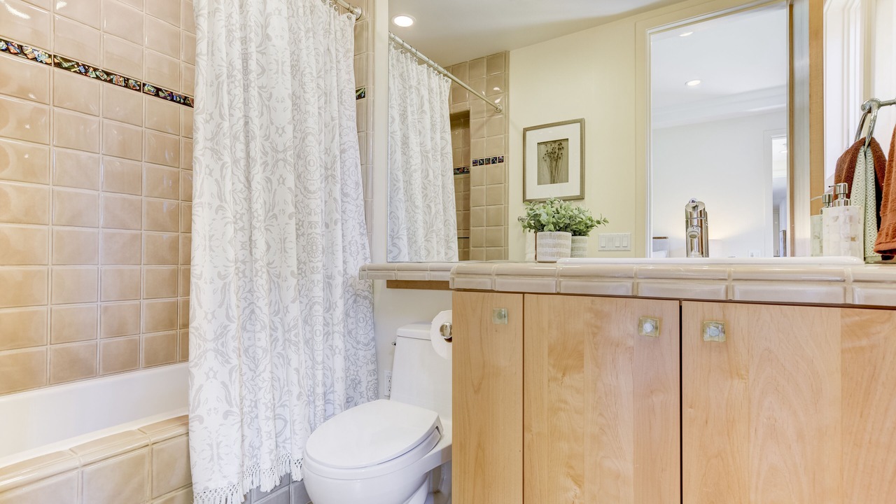 Photo of Bathroom in Crown Point