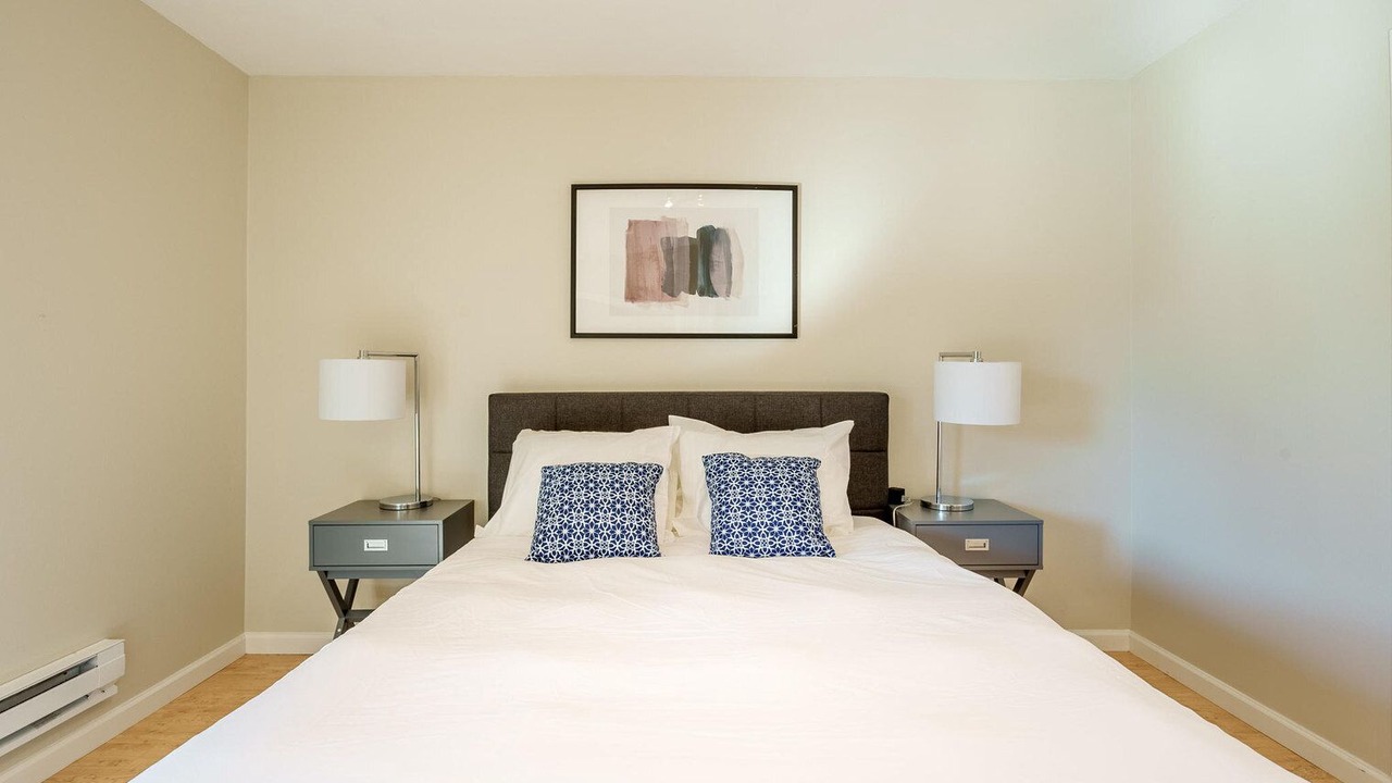Photo of Bedroom in University South