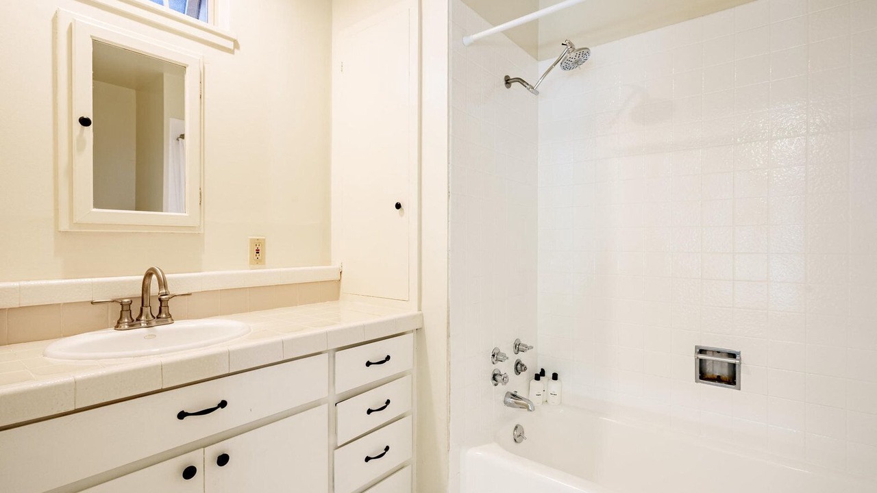 Photo of Bathroom in University South