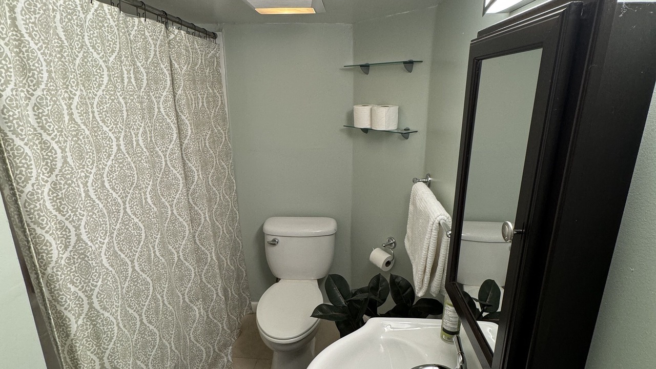 Photo of Bathroom in Midtown Sacramento