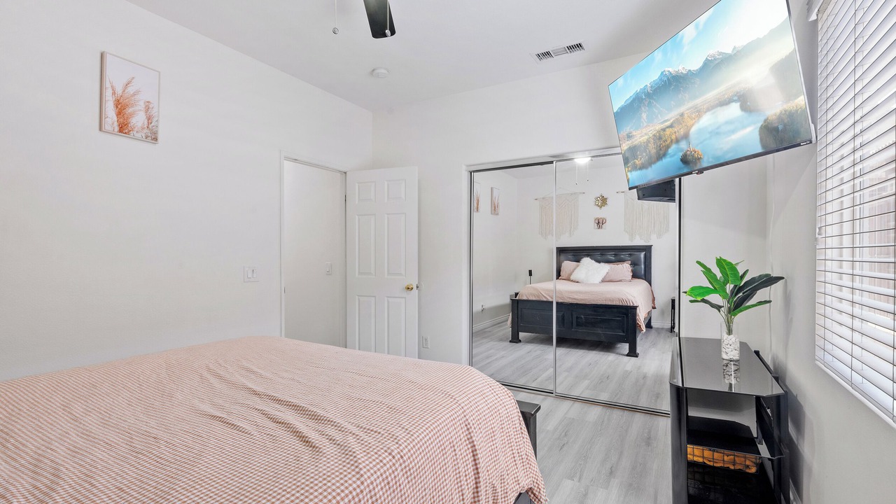 Photo of Bedroom in Hesperia