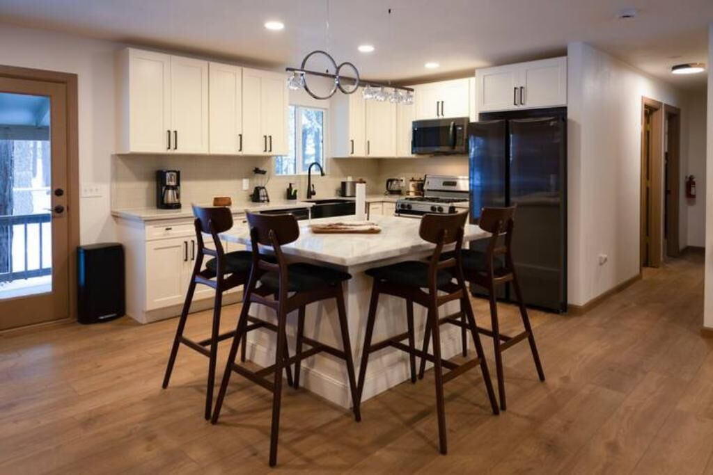 Photo of Kitchen in Shingletown