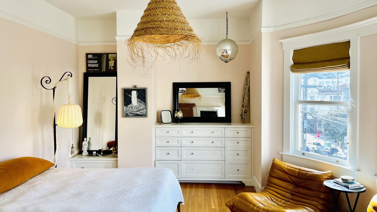 Photo of Bedroom in Dolores Heights