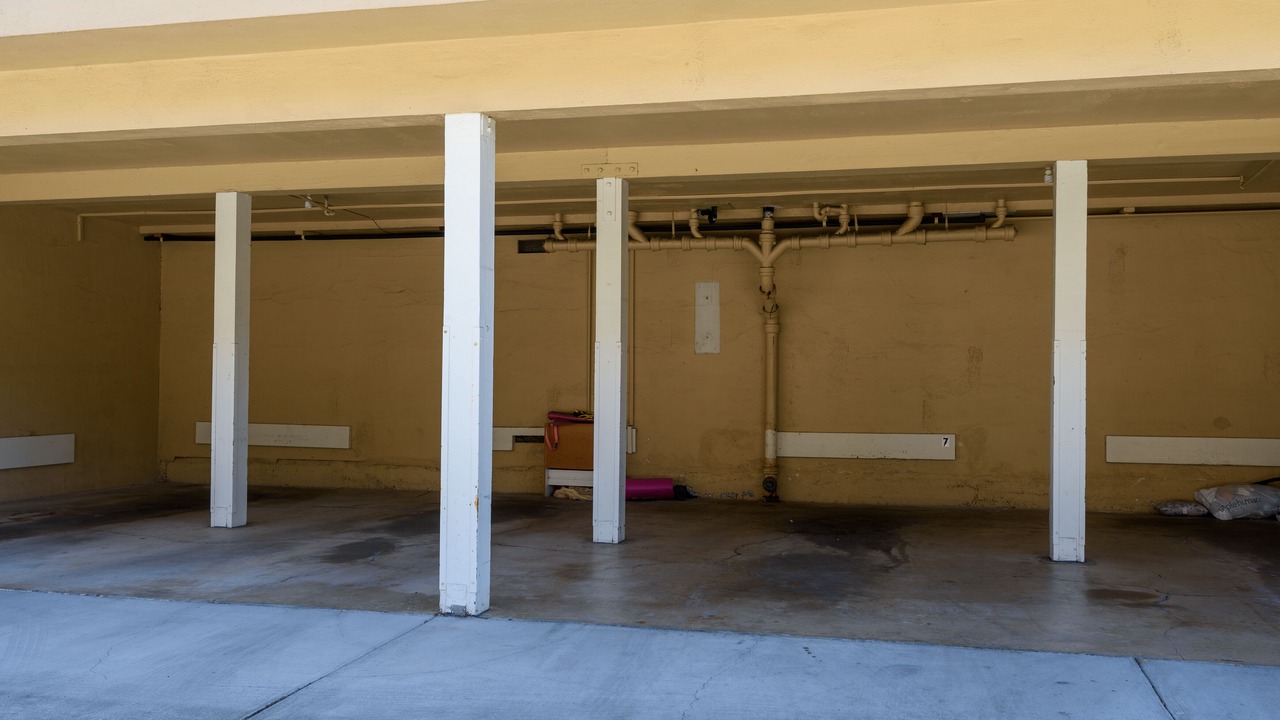 Photo of Outdoor in Farm Hills