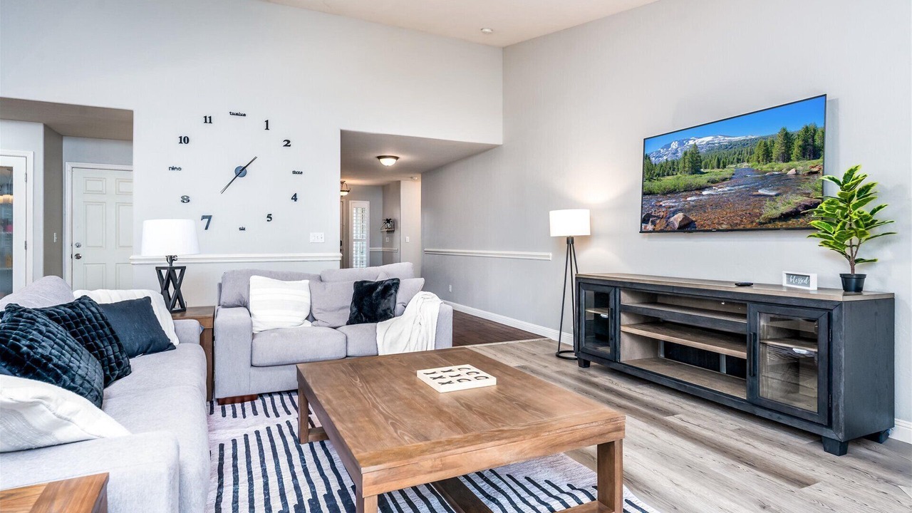 Photo of Livingroom in Roosevelt