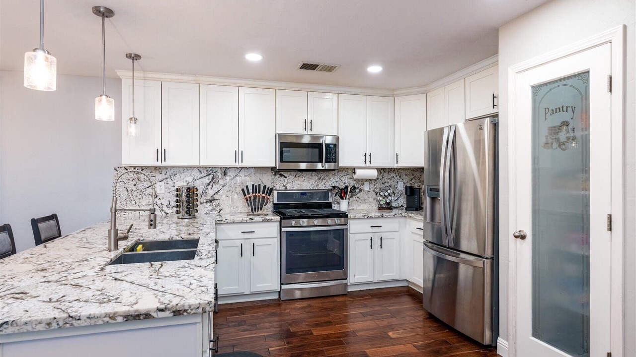 Photo of Kitchen in Roosevelt