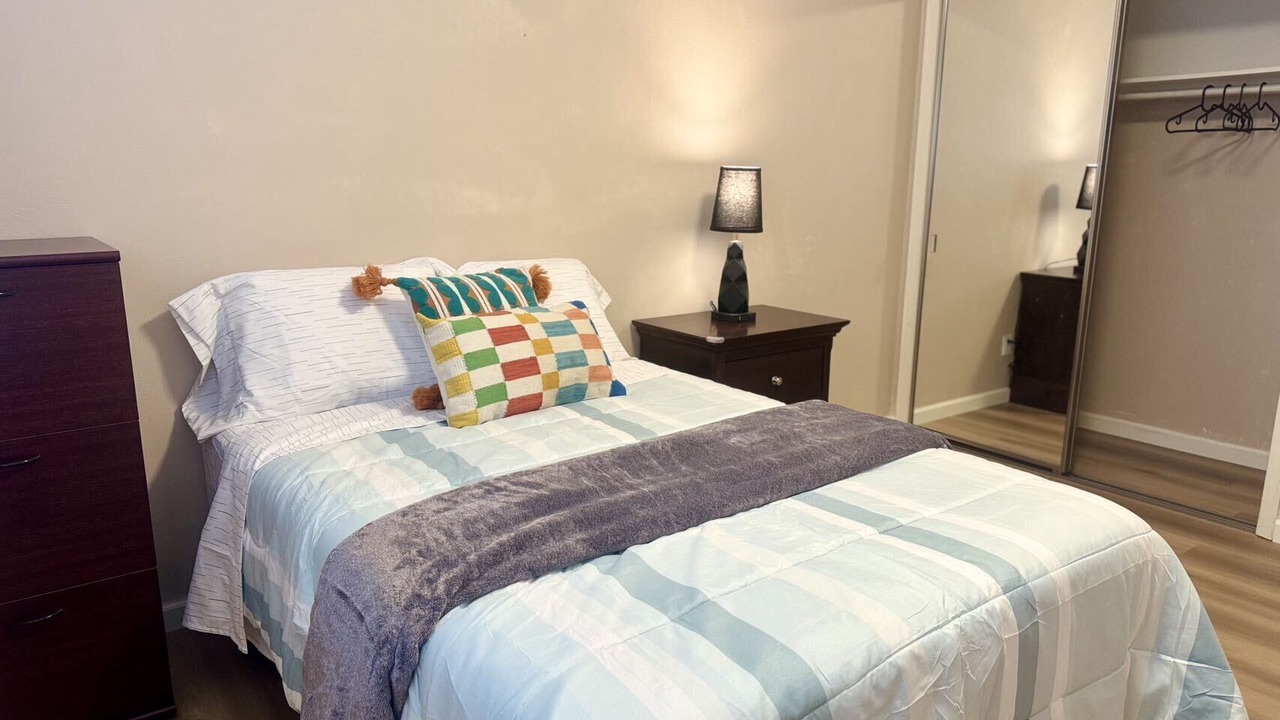 Photo of Bedroom in Shoreview