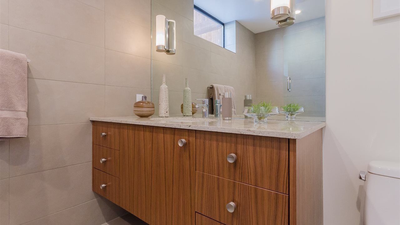 Photo of Bathroom in Altis