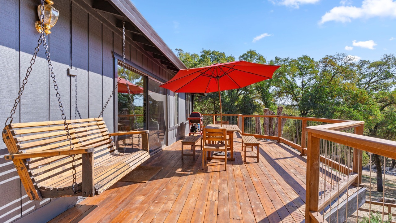 Photo of Patio Balcony in Iowa Hill