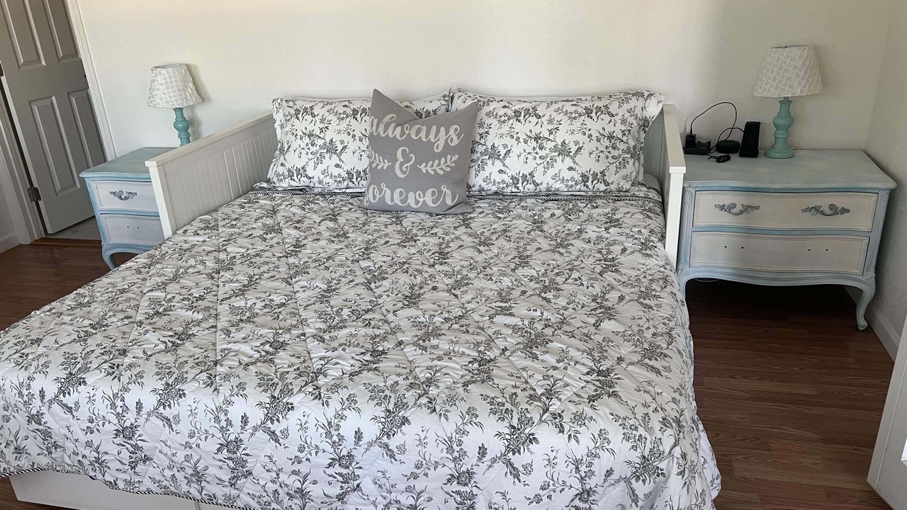 Photo of Bedroom in Altaville