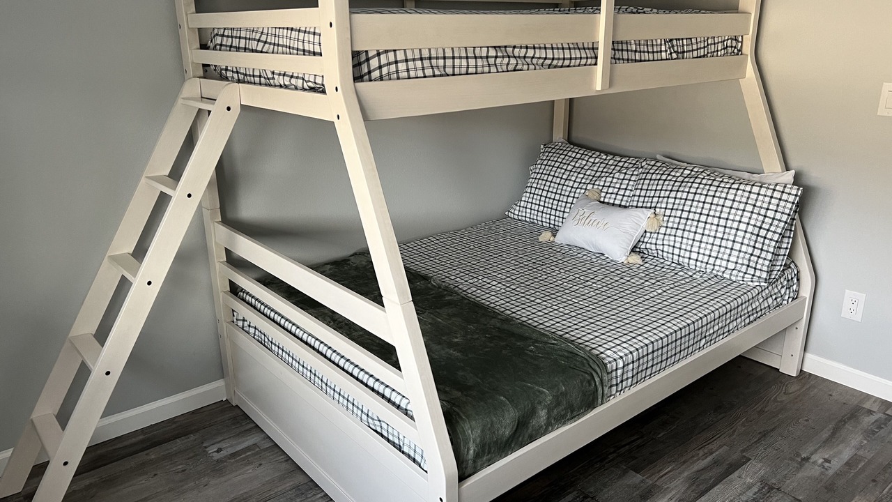 Photo of Bedroom in San Bernardino County