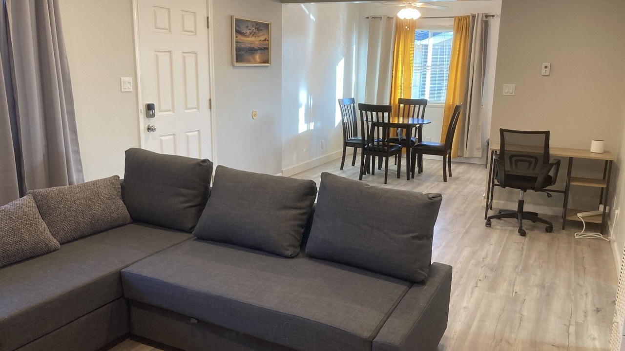 Photo of Livingroom in Cupertino