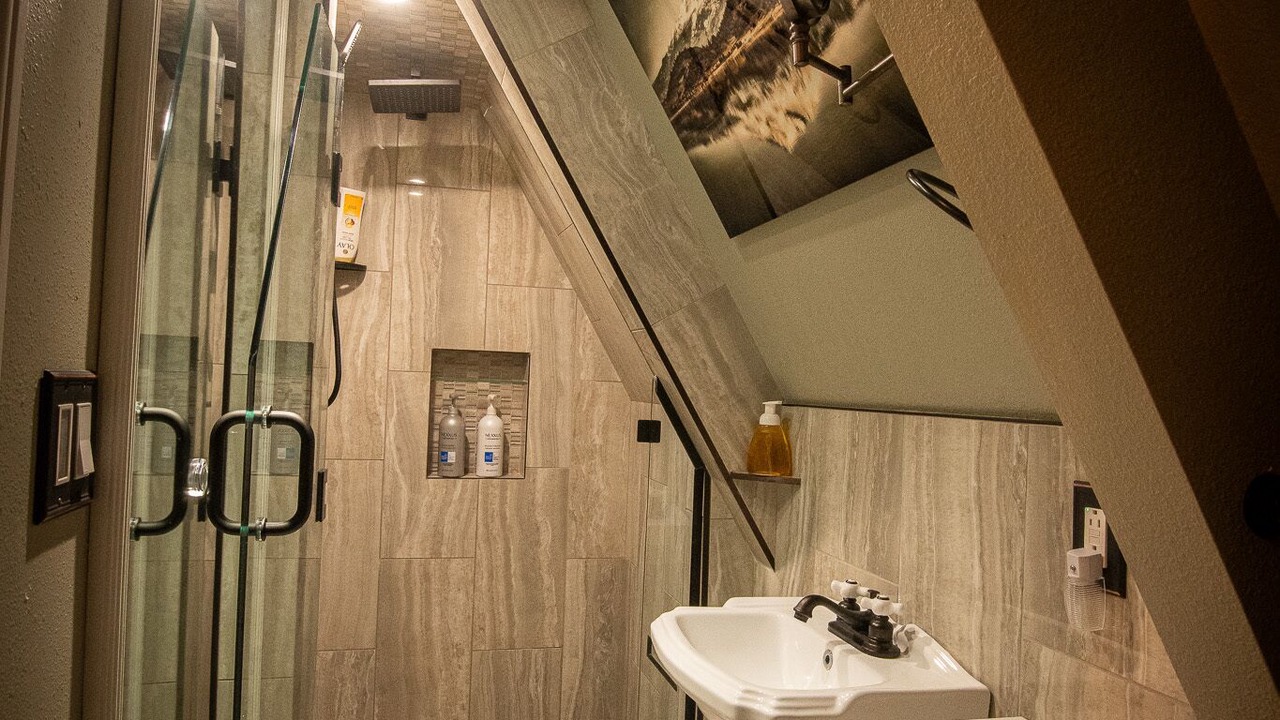 Photo of Bathroom in Lakehead