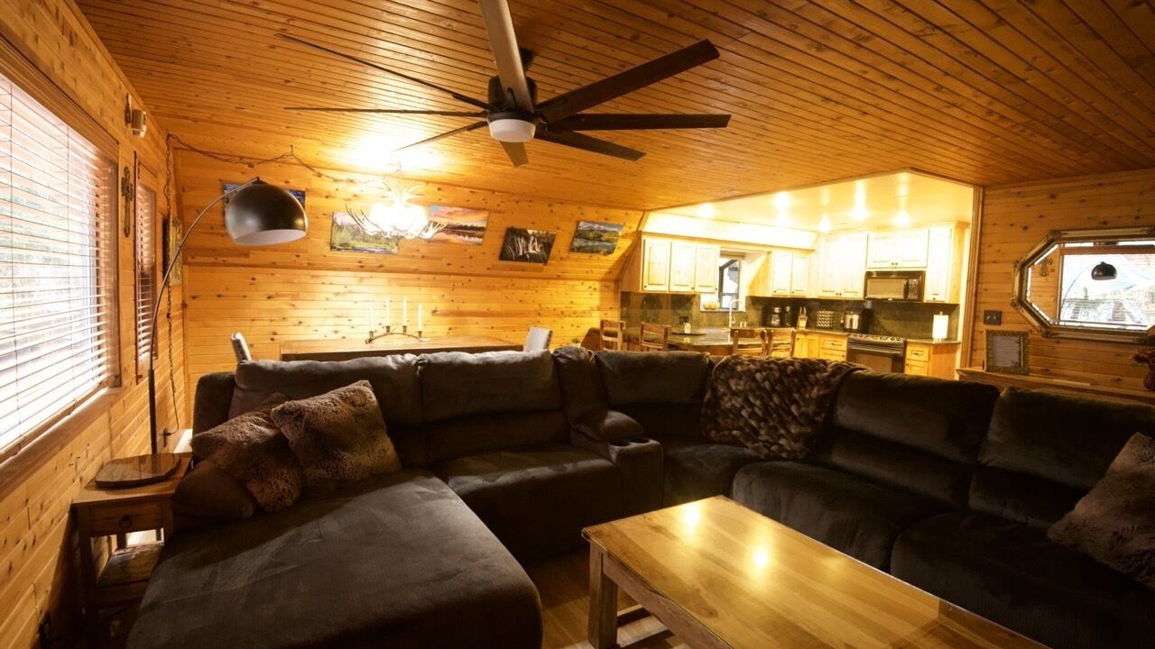 Photo of Livingroom in Lakehead