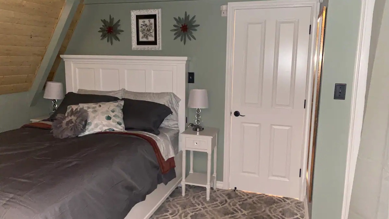 Photo of Bedroom in Lakehead