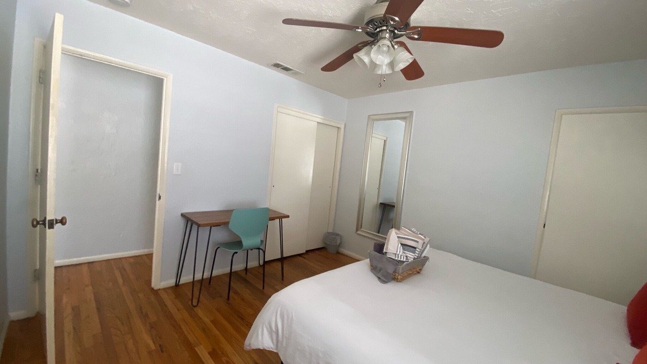 Photo of Bedroom in Middletown