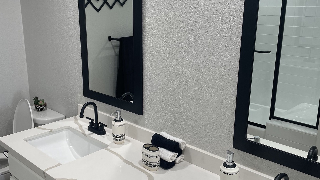 Photo of Bathroom in Wildomar