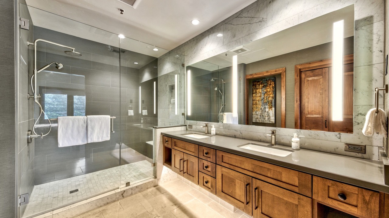 Photo of Bathroom in Lakeside Park