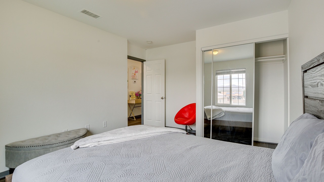 Photo of Bedroom in Silver Lakes Country Club