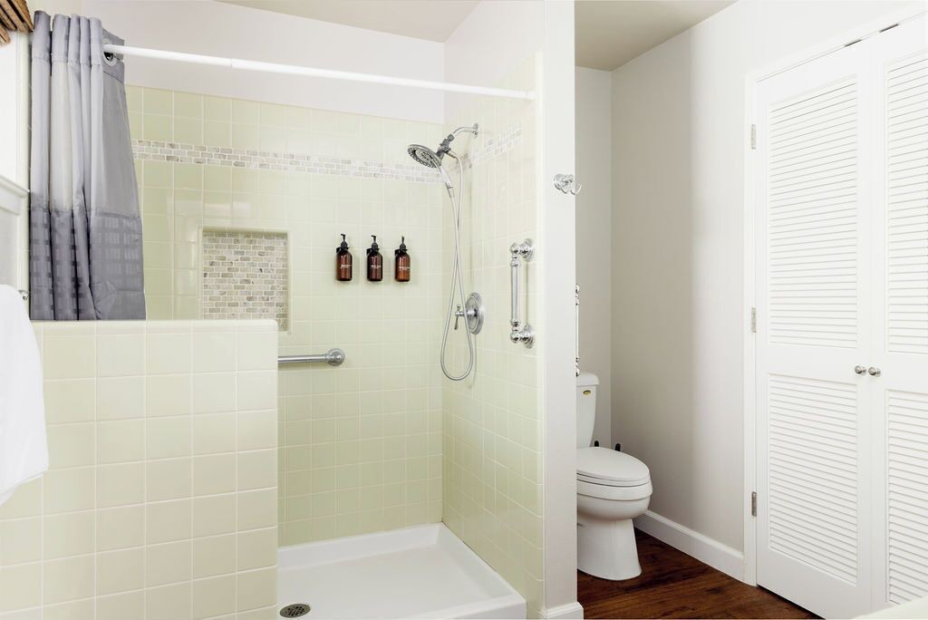 Photo of Bathroom in Yosemite Forks