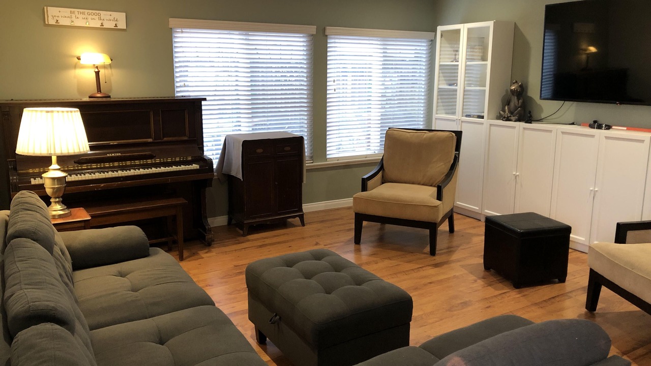 Photo of Livingroom in Simi Valley
