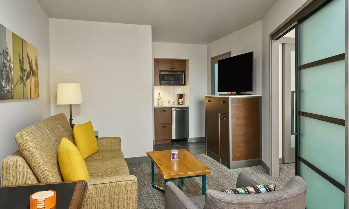 Photo of Livingroom in Cortez Hill