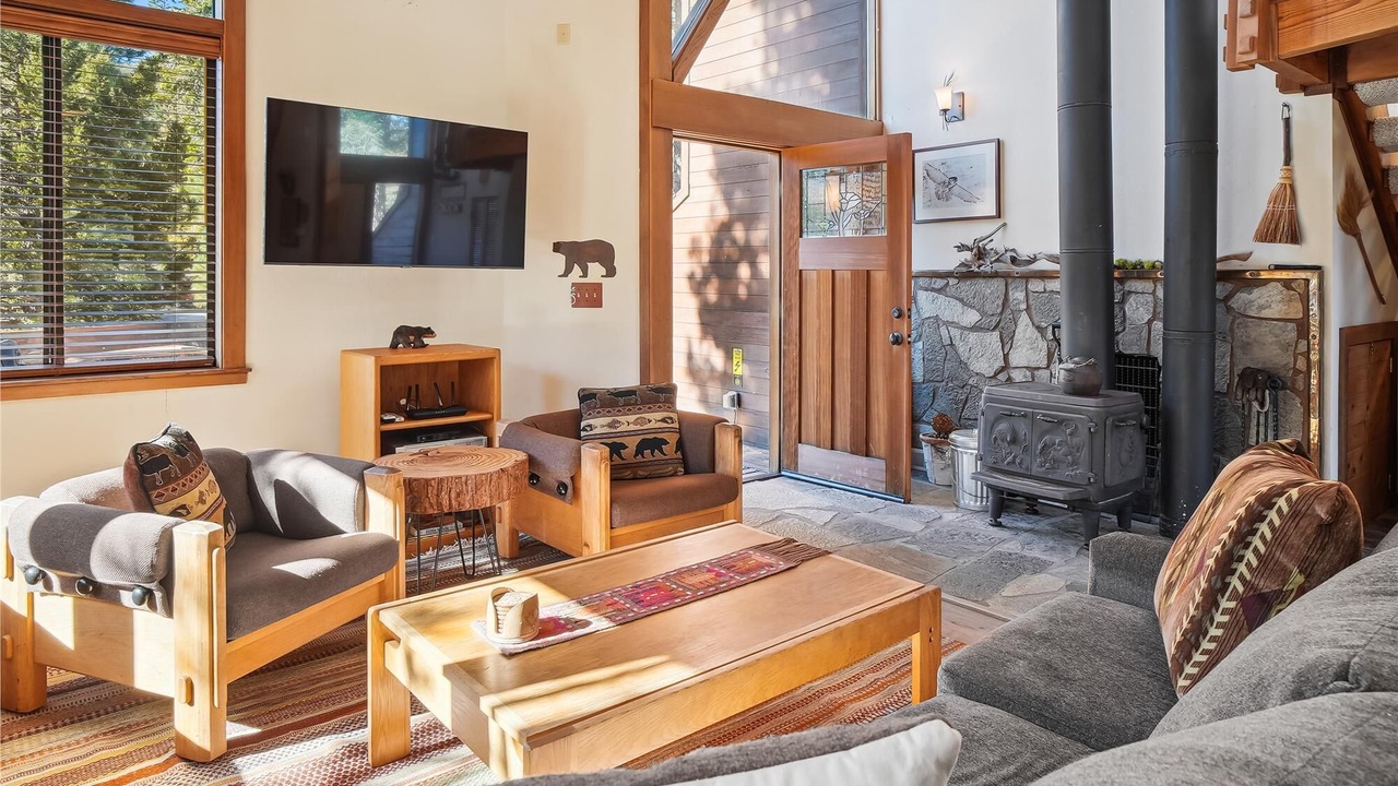 Photo of Bedroom in Alpine Meadows