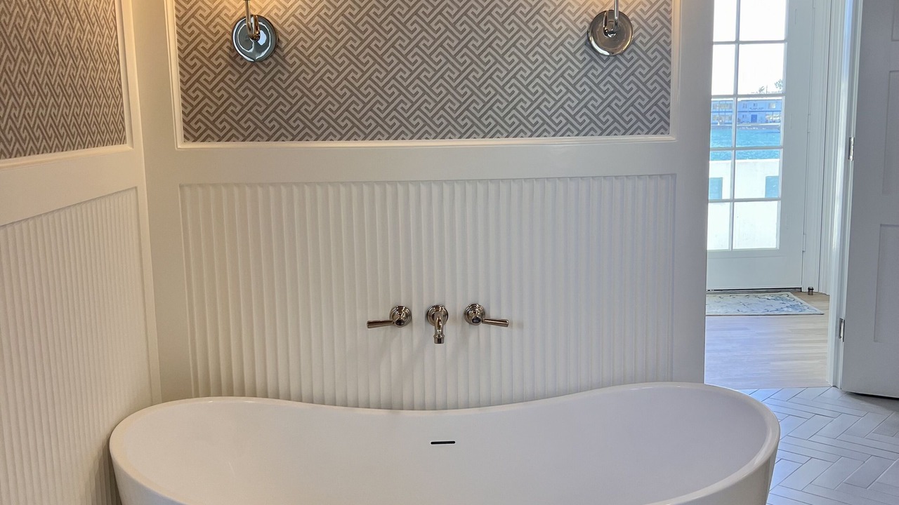 Photo of Bathroom in Hollywood
