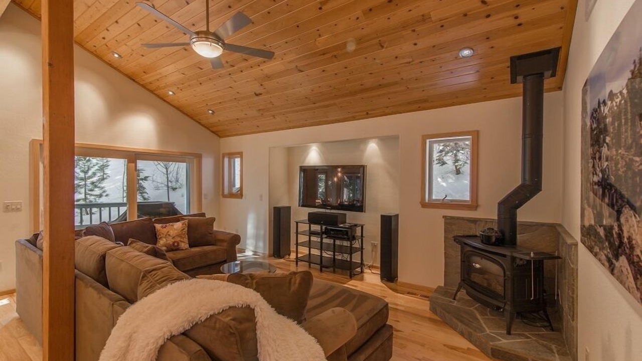 Photo of Livingroom in Alpine Meadows